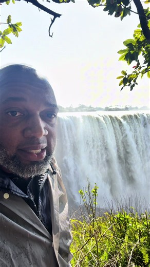 Victoria Falls Zimbabwe Tour Day 2: 6-Hour Guided Walk