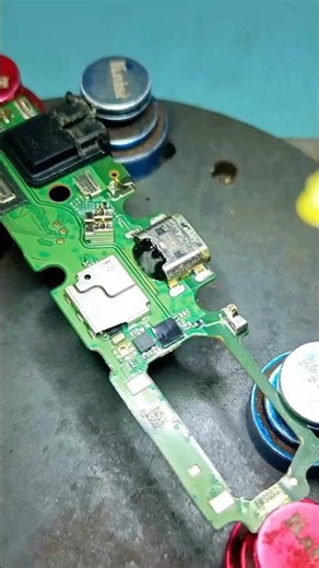 ⚡ Charging Slow? Fix It Now! #smartphone #tech #repair #techrepair