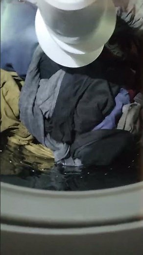 Brand New Maytag Washer MVW7230HC , on "wash cycle".