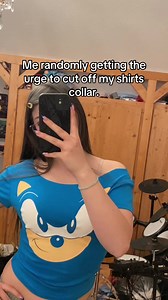 How to Cut Off a Shirt Collar Safely and Stylishly