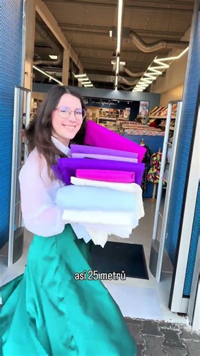 Kostým Mal z následníků od švadluencerky Káji