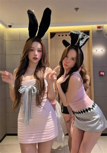 4 em “ Thỏ Săn Mồi” này có săn được gì hông ta?🙊 🐰hihi #huyenbaby @Thiều Bảo Trâm @Hanh Sino @Sam Official #thosanmoi