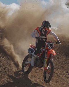 Progression is ongoing. Introducing the all-new MX25 Fox Racing Racewear Collection 😍 Shop now https://mxstore.co/FoxMX25 🦊 | MXstore