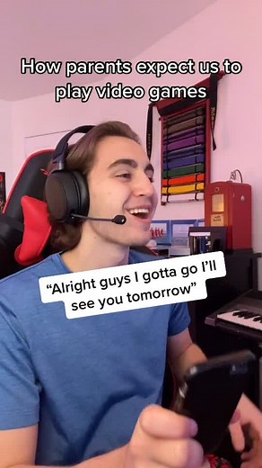 We all know an hour basically lasts 15 minutes 👌🏻 #gaming #gamer #fyp #blowthisup #callofduty