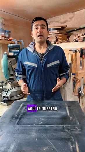 14K views · 7K reactions | Aquí te muestro como hago la instalación de rieles en cajones, no sé si exista una ciencia exacta o un método o implementos únicos para esto, lo que sí es importante es que el espacio entre el mueble y el cajón, donde irá el riel, tiene que ser muy preciso, con un par de milímetros más quizás funcione, pero con un par de milímetros menos el cajón no va a correr. #carpinteria #muebles #diseño #carpintero #woodworking | Muebles Quercus | Facebook