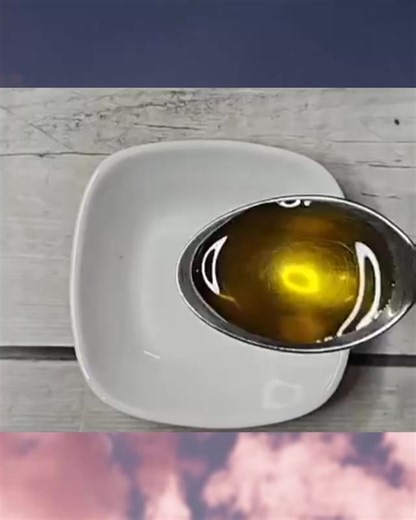 3.1M views · 37K reactions | Best Powder For Teeth Wash Before Bed #whiteteethgang #charcoalpowder #diamondbrightteethwhitening #beautiful #amazing #teethwhitening #tooth #rootcanal #dentalclinic #dentalhealth #braces #bridge #dentalhygiene #dentalimplants #dentalhygienist #oralhygiene #toothdecay #doctor #teethcleaning #cavityfree #toothbrush #toothache #cavities #dentalassistant #cosmeticdentistry #brushyourteeth #whiteteeth #dentista #badbreath #implants | Health Tips | Facebook