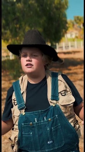 Cowboy encounters Alien comedy skit