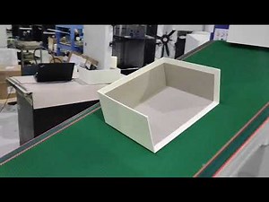 RB185 automatic rigid box making machine Used to make a three-sided cardboard box Using DeltaSystems