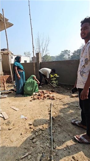 अमरनाथ भाई किस तरह पौधा लगा रहे हैं#shortsvideo #shorts