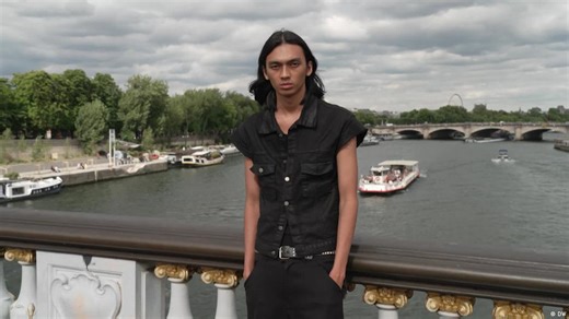 From underdog to top model in Paris