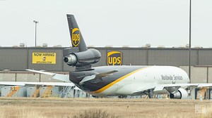 UPS plans to hire 300 pilots to support Postal Service contract