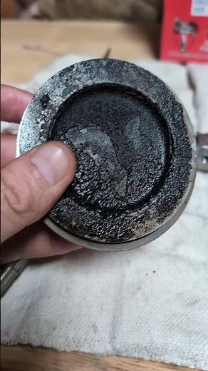 changing the pistons on a Kohler command cv730 #smallenginerepair #engine