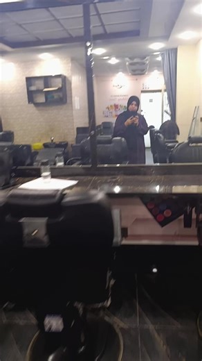 Make-up Tips and Techniques by Amber Junaid