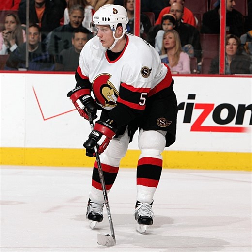 #Throwback: Christoph Schubert hämmert den Puck in Unterzahl für die Ottawa Senators in den Kasten der Buffalo Sabres! 💥 | NHL