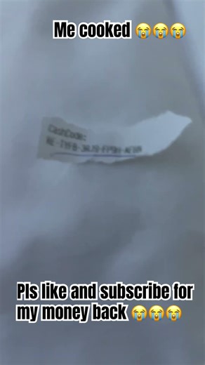 Bro I actually just leaked a Roblox gift card code in now very broke 😭😭😭😭