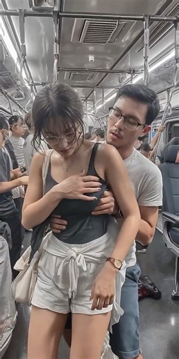 Calm Subway Ride ASMR — Gentle Aid for Overheated Passenger 🌙🤝🩵