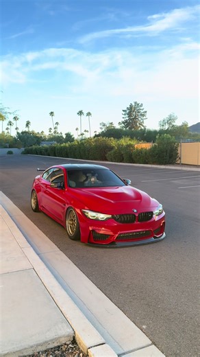 making guys insecure like clockwork🤳 #bmw #cartok #carsoftiktok #carscene #viralcars