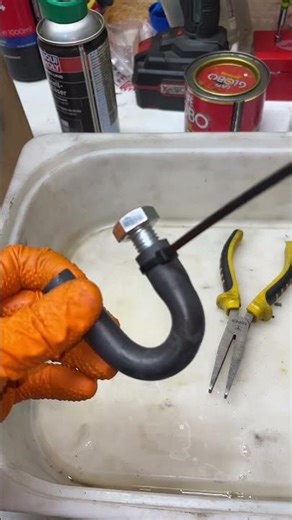 Fuel Filter Leaking? Always Replace the Fuel Line Too! Better be safe than sorry! #motorax