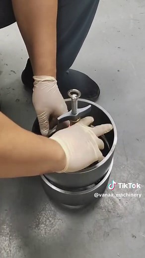配管内部仮付けクランプと芯出し工具の紹介