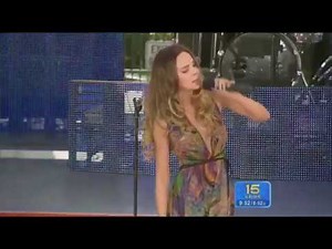 Belinda "Luz Sin Gravedad" en VIVO