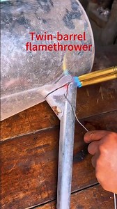 Hardware tool accessories Twin-barrel flamethrower