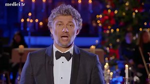 [NEW TO CATALOG] ✨🎄 Get out your best Christmas sweaters and cozy up to our favorite new holiday program: Jonas Kaufmann's It's Christmas, a selection of festive songs and arias, aptly filmed at the Stille Nacht Kapelle, the site where "Silent Night" was first performed on Christmas Eve 1824! ✨🎄 https://cutt.ly/50SNYba | medici.tv