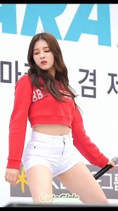 Nancy fancam💓🍓💗💋💕 II #nancy #nancymomoland #momolandnancy #momoland #lisa #rose #blackpink #momoland_official #momolandfancams #momolandfancam0 #fancam #kpopfamcam #nancyfancam #fancam | CuteGirls