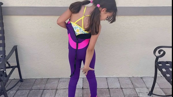 Kid Wetsuit Neoprene Boys Girls 3mm Full Wet Suit, 2mm Shorty Toddles Thermal Swimsuit, Children Back Zipper Cold Water Warmth for Swimming Kayaking Surfing Boating