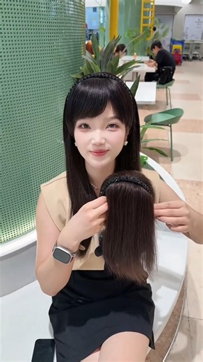 The Perfect Women's Wig for Every Season | Lightweight and Natural 😍 #wigs #trending