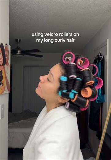 first time using hair rollers on my long curly hair! this was a whole workout routine bc my hair is so dang long lol but I’m not giving up on a heatless blowout moment just yet 😅 #hairrollers #rollerset #curlyhairroutine #heatlesscurls #heatlessblowout @Conair Haircare @Curlsmith @Marc Anthony Hair