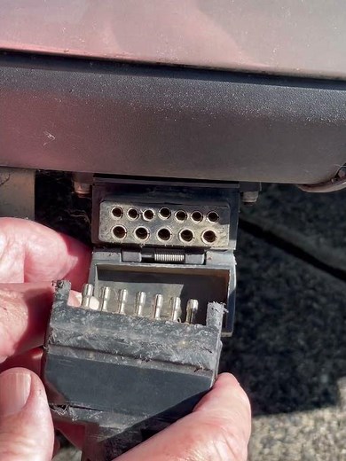 12 Pin to 7 Pin Flat Trailer Plug