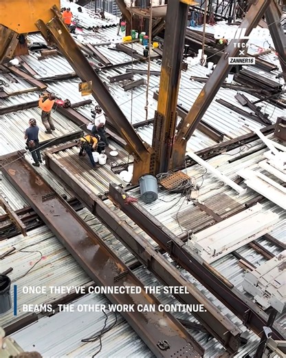 277K views · 3.8K reactions | The views from high rise construction sites are stunning and a little scary ️ | UNILAD Tech | Facebook