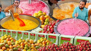 201K views · 836 reactions | Summer Special Refreshing Strawberry Pulp Juice + Mango Flavour Milk Shake in Ramadan Iftar! Fresh and Healthy Roadside Drinks for Iftar in Karachi. Video Source: Rashida Hussain https://www.youtube.com/watch?v=AHgsv-Mw3_s Address: Pakistan Chowk Karachi #iftar #RAMADAN #streetdrink #mangojuice #strawberryjuice #juice #milkshake | Must Taste | Facebook