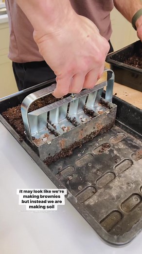 216K views · 3.9K reactions | Soil blocking is a great way to have healthy seedlings when starting seeds. Here’s how to do it! #seedstarting #gardening #seedsaving #soilblocks | Wyse Guide | Facebook