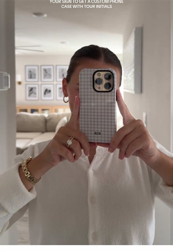 Custom Phone Cases: Stylish Gingham Designs