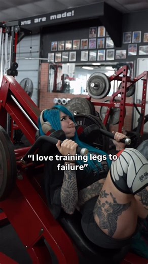 🌸🌺delanie fitzgerald🌺🌸 on Instagram: "need to learn levitation asap . #fitness #gymgirl #legday #workout #funny #explorepage #meme #motivation"