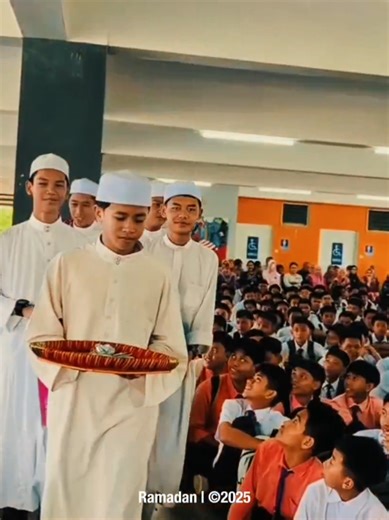 Montaj Program Ihya Ramadan 1447H/2026M 🌙 Semoga program Ihya Ramadan ini dapat memupuk semangat beribadah serta mengeratkan ukhuwah dalam kalangan warga sekolah SMK Sadong Jaya🤲 Terima kasih kepada semua pihak yang terlibat dalam menjayakan program ini. 🎥 Kredit video: @siguziyad #sahsiahditatangprestasidijulang #givethebestbethebest #Ramadan2026 #ihyaramadan