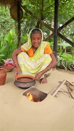 Traditional Bengali Boiled Rice with Shrimp Paste — Village Style