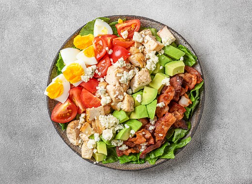 10 Restaurant Chains That Serve the Best Cobb Salad