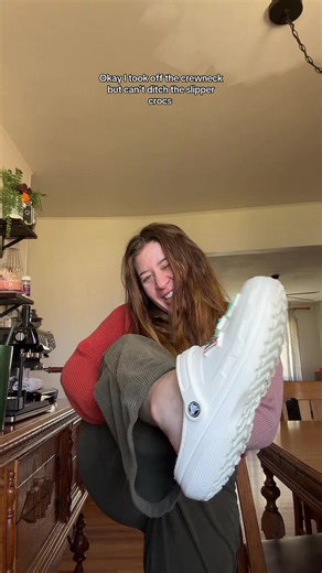 OOTD as a SAHM / business owner #weddingphotographer