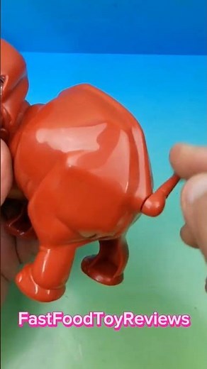 Shake it! #tantor #fastfoodtoyreviews #elephant #tarzan #disney