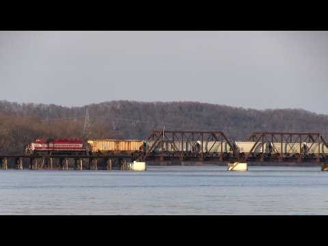 WSOR 4079 on L465 Prairie du Chien Subdivision Local Freight Train 3/11/2016