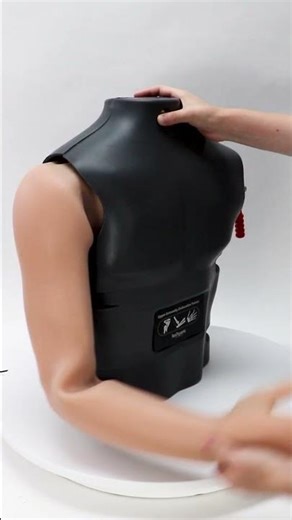 Practice relocation skills on our trainer without the stress of a real-life injury. #sportsmedicine