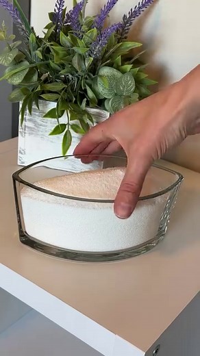 ♻️No need to toss your old candle jars! Check out this easy cleaning method, then refill with Foton pearled candles! Like new! ♻️ #fotoncandle #pearledcandle #diycandles #nontoxiccandles #interiordesign #interiordesigner #recycle #reuse #sustainability | Foton Pearled Candle