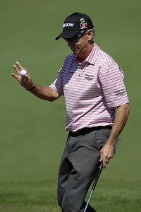 Larry Mize leads Champions Tour's Boeing Classic