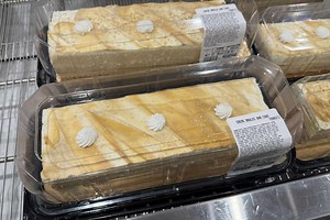 Costco's Latest Cake Is Covered In Gold And Practically Made For Your Holiday Dessert Table