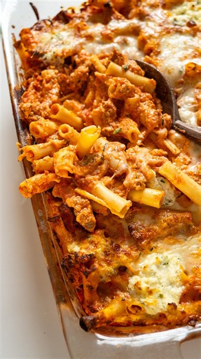 Recipe: https://tasty.co/recipe/freezer-make-ahead-baked-ziti Holiday meal prep is the key to hosting a big group. Make your pastas in advance and bake on the day of! Always From Scratch shows us his families baked ziti recipe that tastes just as good out of the freezer. | Tasty