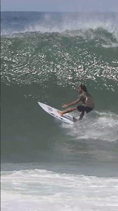 Oney Flicks Himself Into The Tube #surfersofbali #surfingbali #surfer
