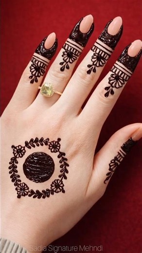 Simple Mehndi Design for Back Hand | Easy Henna Art Tutorial #shorts#ytshorts