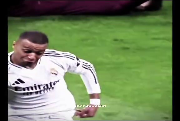 #mbappé #10 #paris #real #france Mbappé edit @kian_Der__ 🖤🤍💚